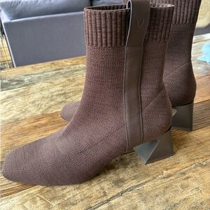 Vivaia Brown Knit Sock Ankle Boots with Sculpted Block Heel